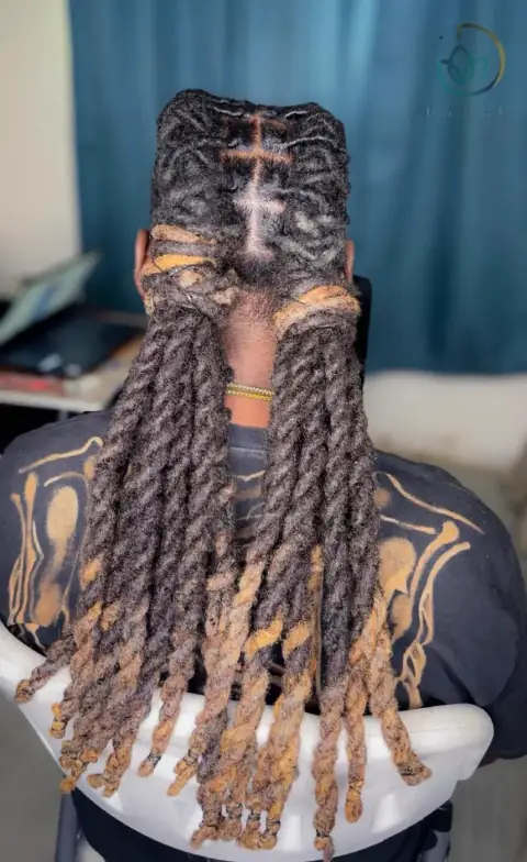Long box braids with detailed back parting